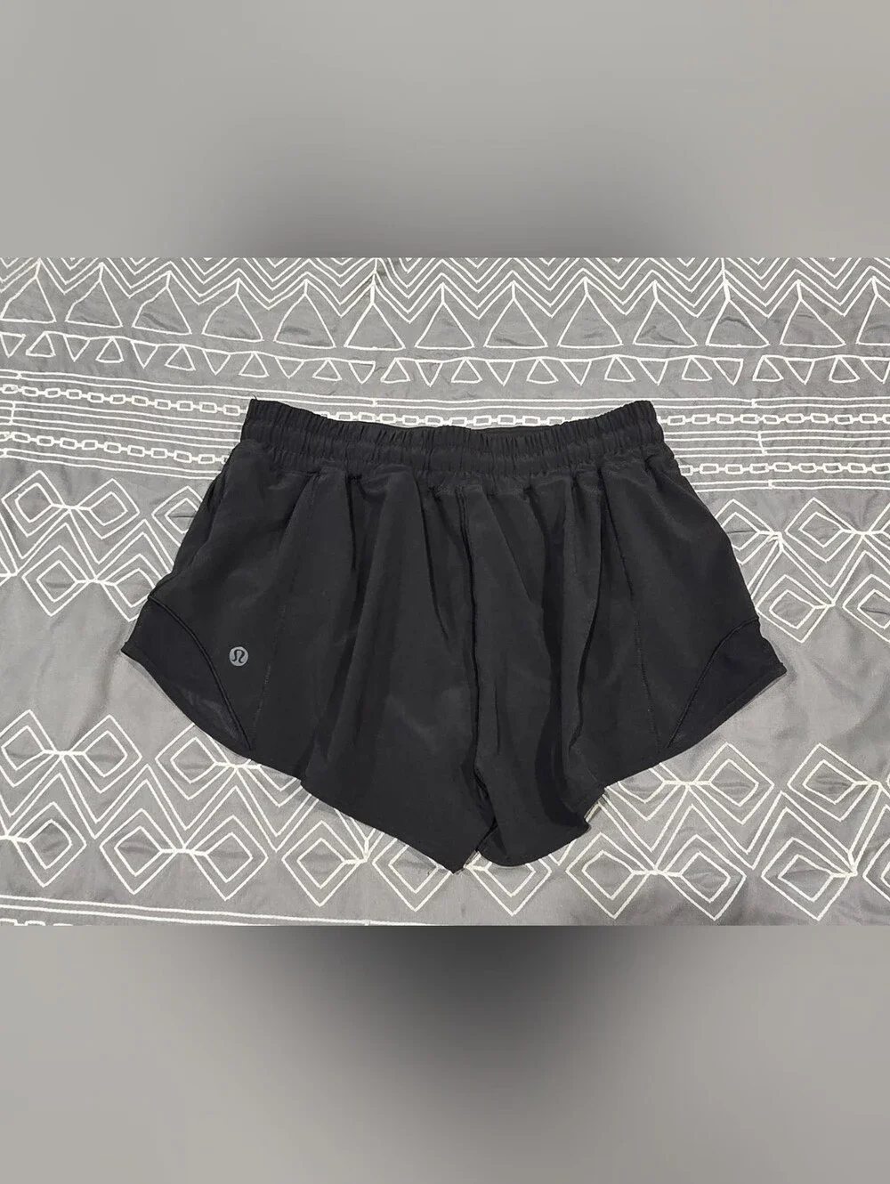Lululemon Hotty Hot Low Rise Black Shorts Size 6